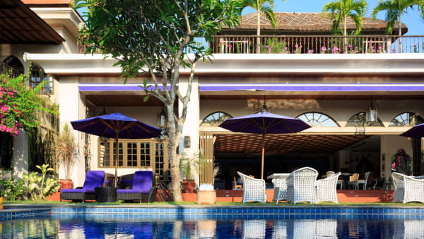 Sayang D' Amour - Sophisticated outside living